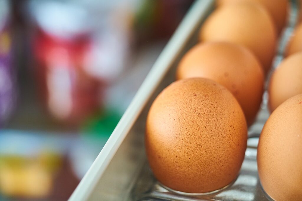 How long can American eggs be unrefrigerated?