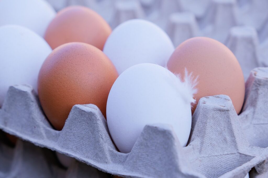 How long can American eggs be unrefrigerated?