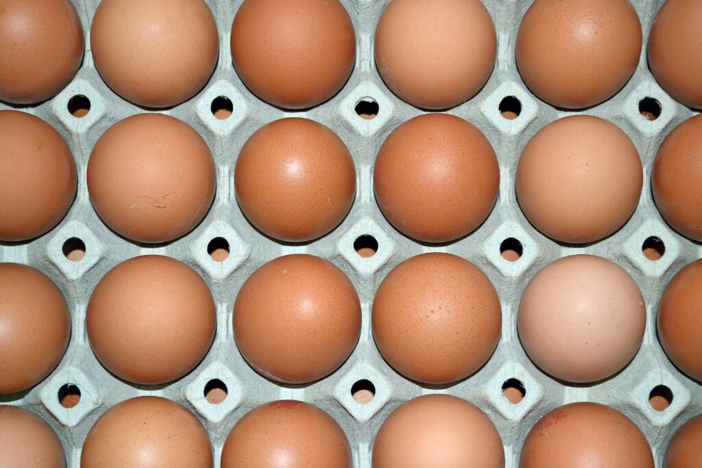 How long can eggs be out of the fridge?