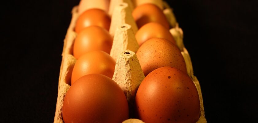 How long will fresh eggs last on the counter?