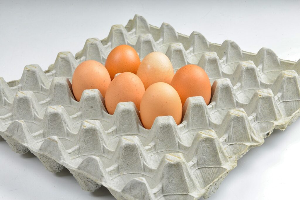How long will fresh eggs last unrefrigerated?