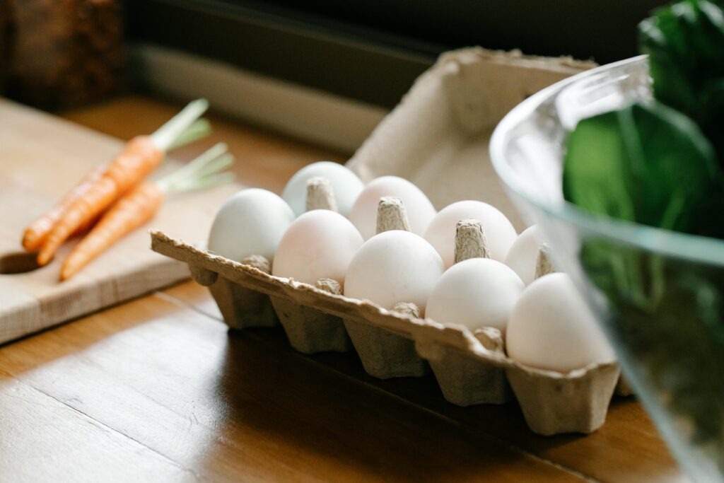 How long do chicken eggs last on the counter?