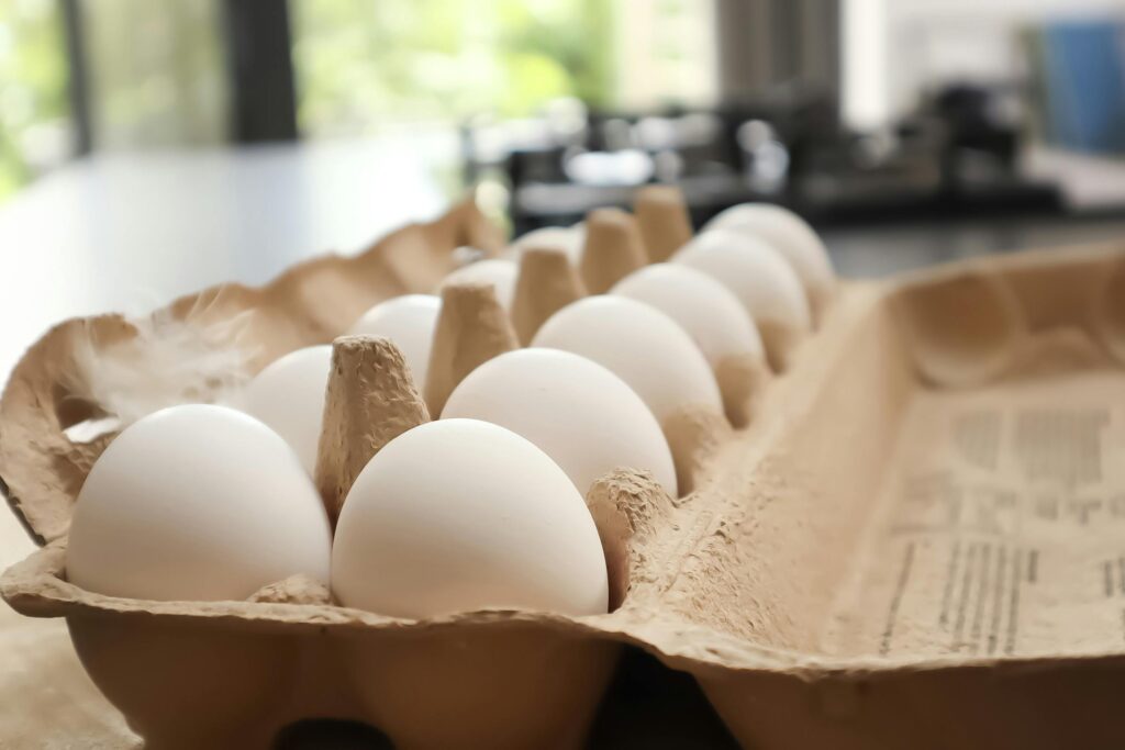How long do chicken eggs last on the counter?
